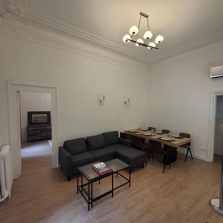 Bel Appartement Champs Elysees Avec 2 Chambres Paris Eksteriør billede