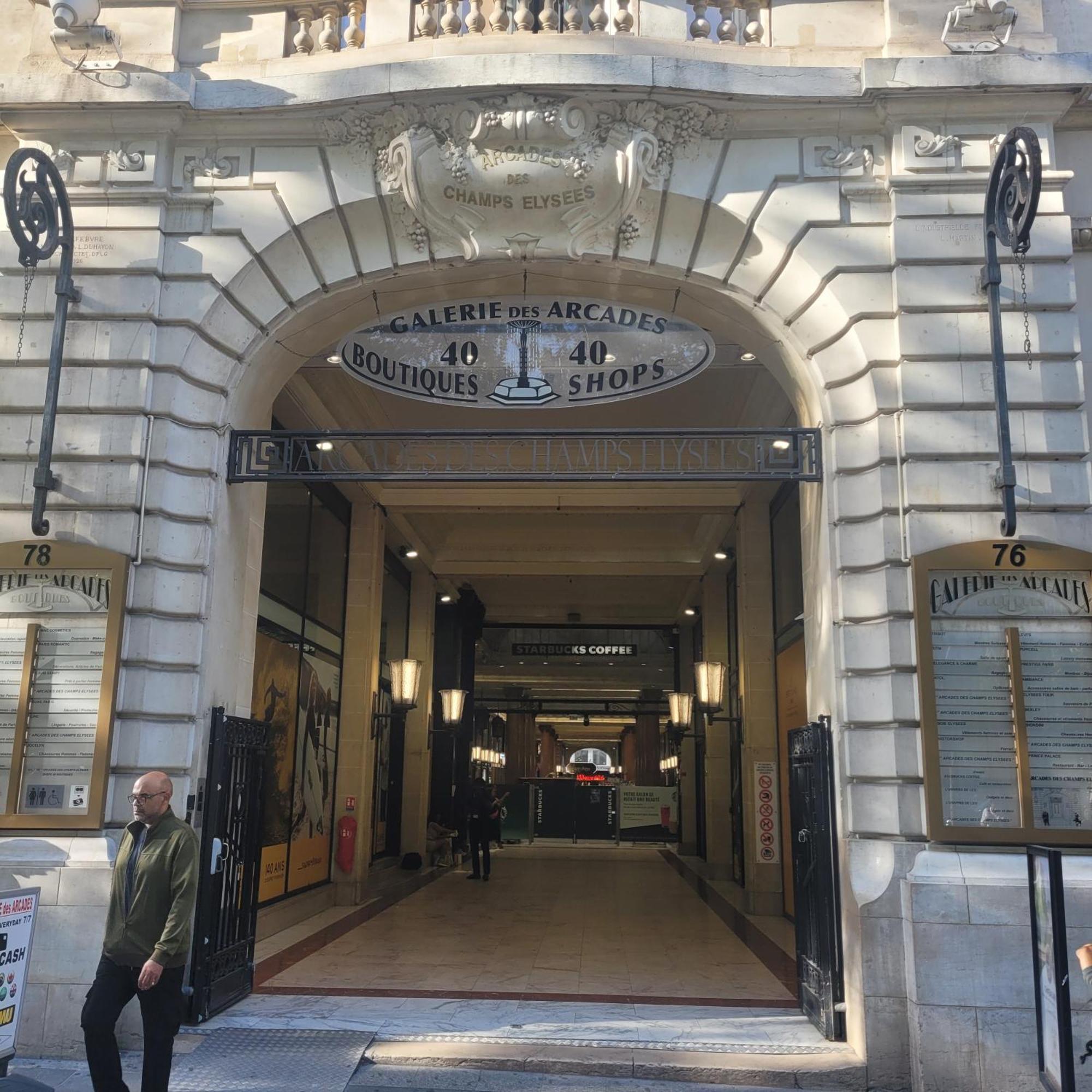 Bel Appartement Champs Elysees Avec 2 Chambres Paris Eksteriør billede